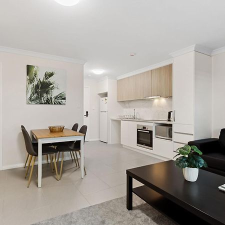 Yaran Suites Rockingham Eksteriør billede