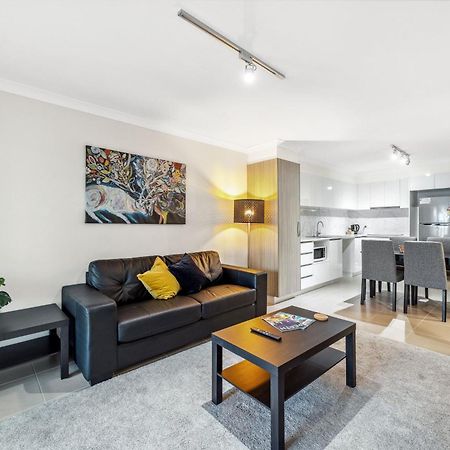 Yaran Suites Rockingham Eksteriør billede